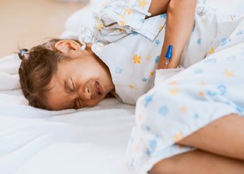 Trẻ bị nhiễm khuẩn đường ruột bao lâu thì khỏi?