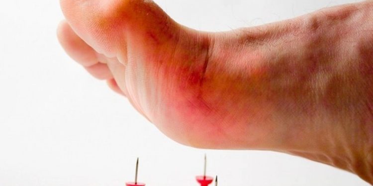 Nên cẩn thận khi hoạt động để tránh bị thương chảy máu 